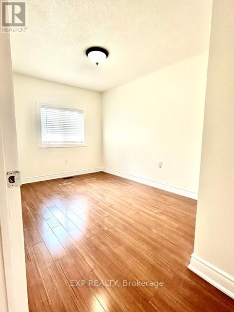 Photo 38 of 46 1588 South Parade Court, Mississauga ON