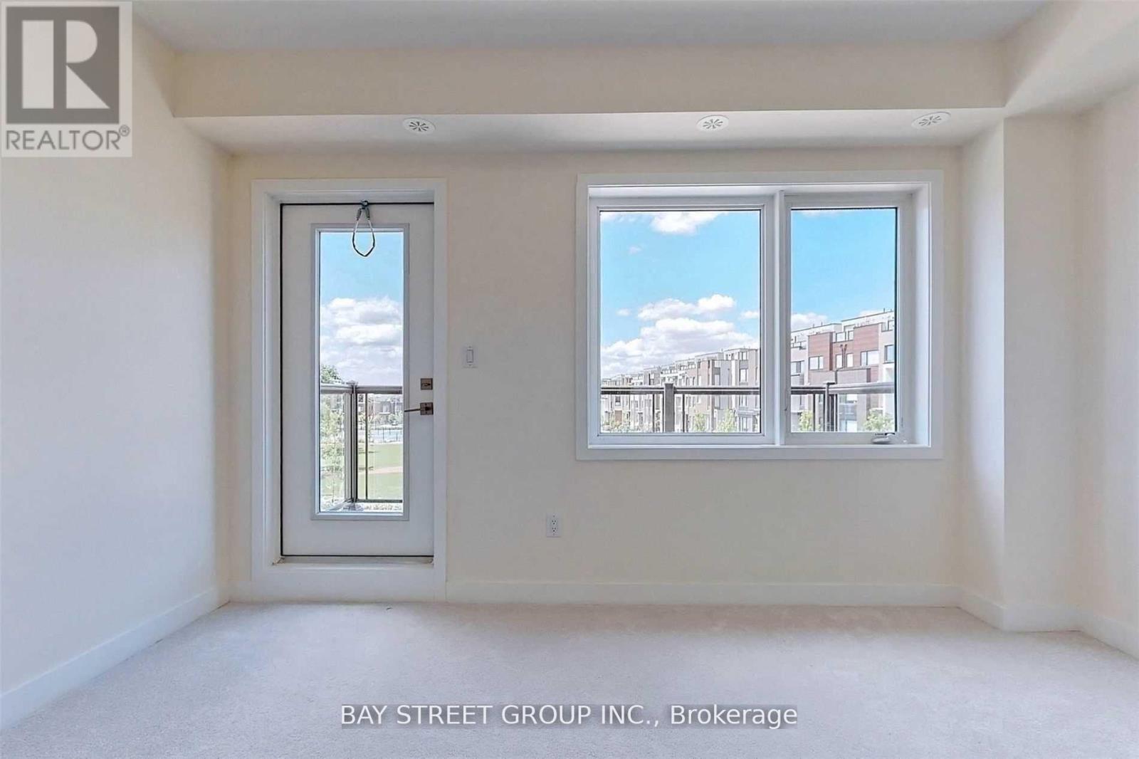 Photo 11 of 109 Frederick Tisdale Drive, Toronto ON