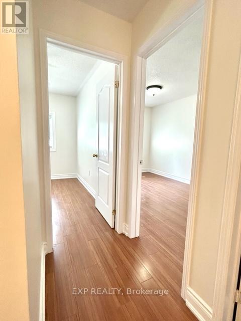 Photo 27 of 46 1588 South Parade Court, Mississauga ON
