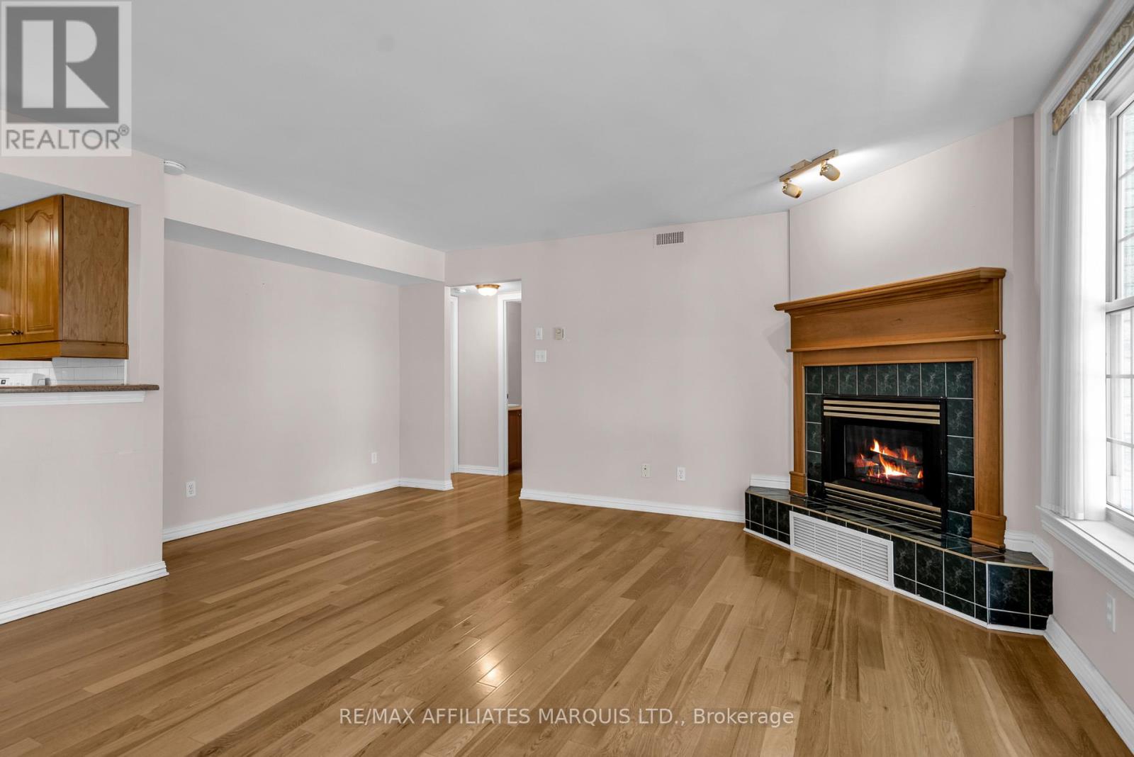 Photo 18 of 104 301 Water Street W, Cornwall ON