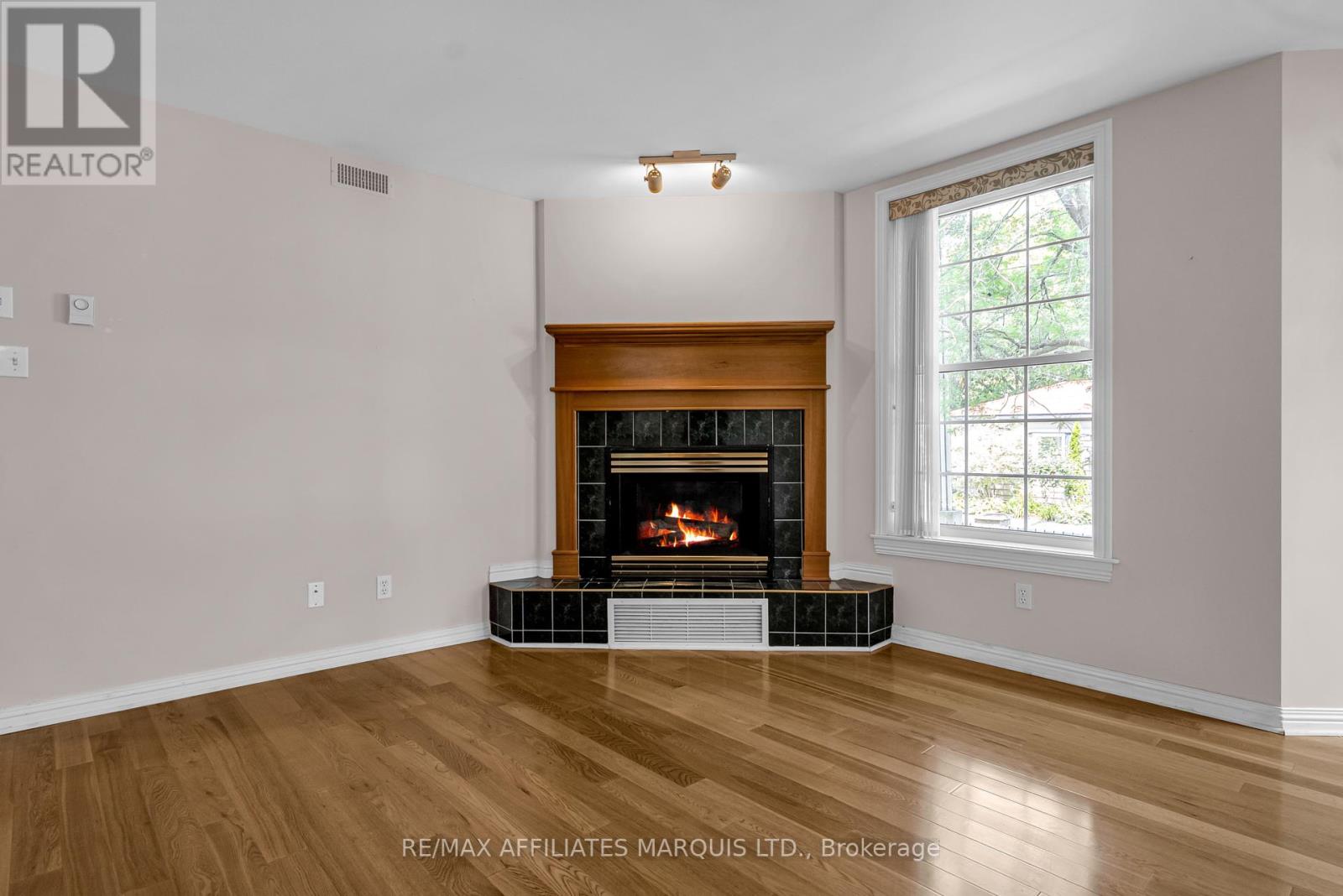 Photo 16 of 104 301 Water Street W, Cornwall ON