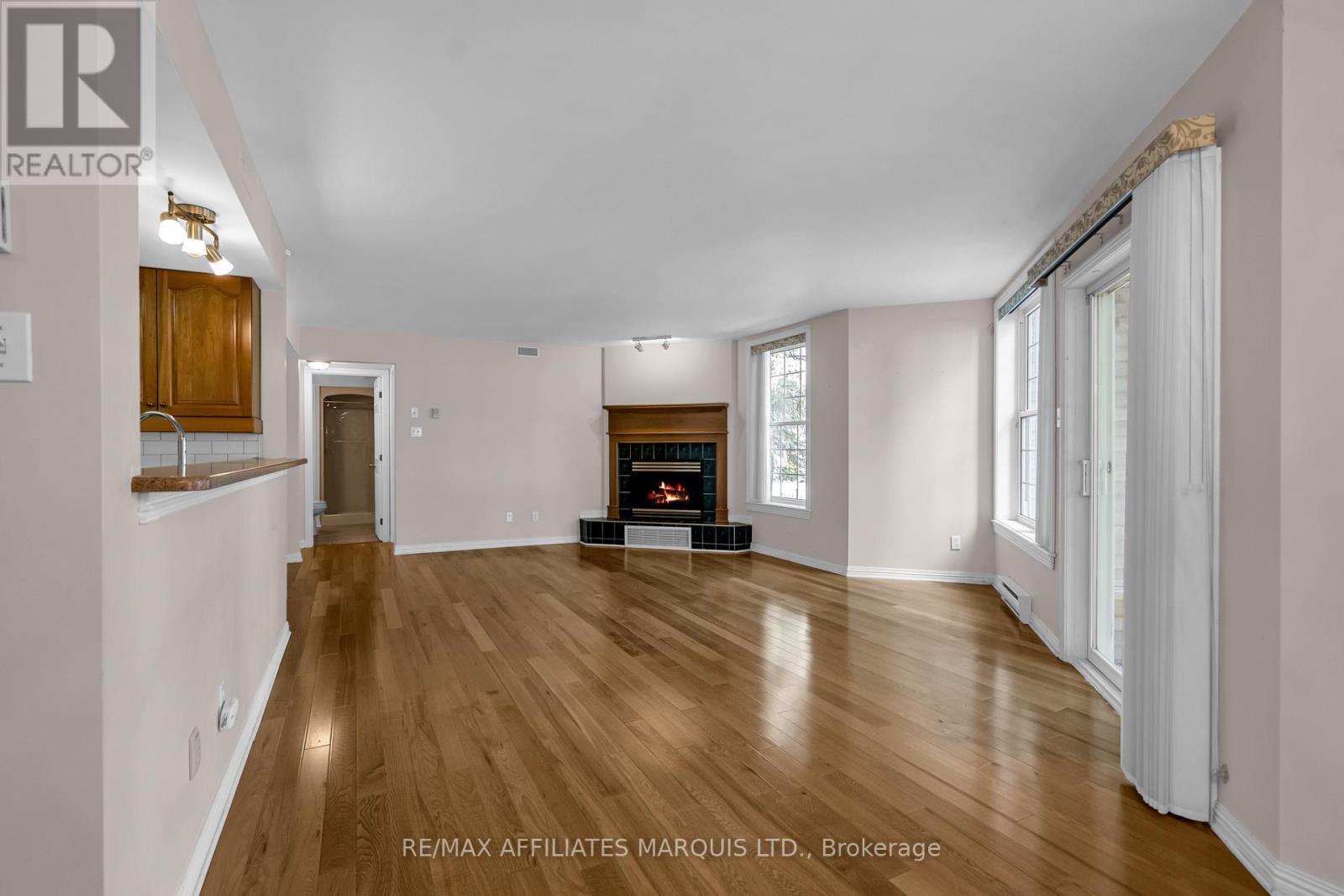 Photo 15 of 104 301 Water Street W, Cornwall ON