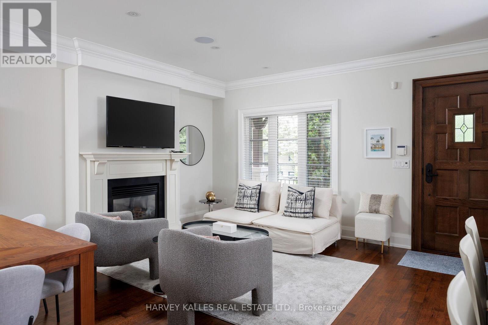 Photo 8 of 38 Westmount Park Road, Toronto ON