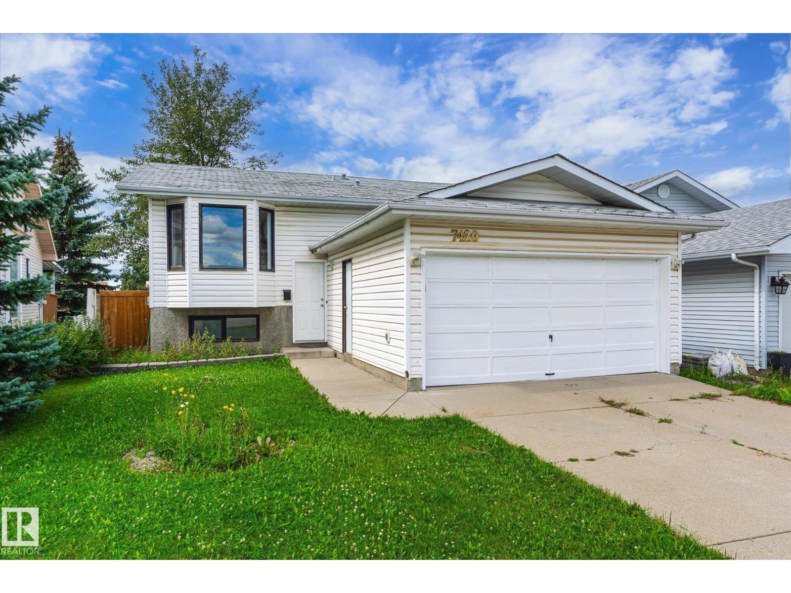 Photo 28 of 7420 187 St Nw Nw, Edmonton AB