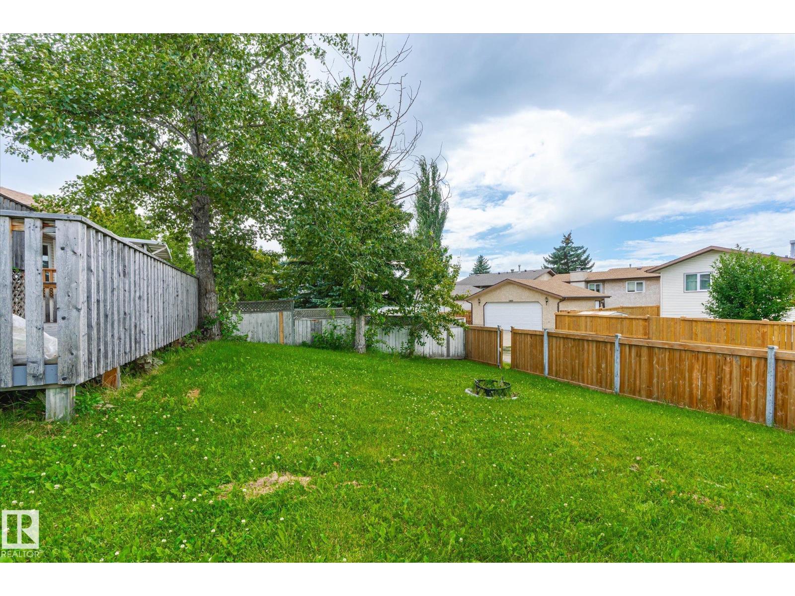 Photo 12 of 7420 187 St Nw Nw, Edmonton AB
