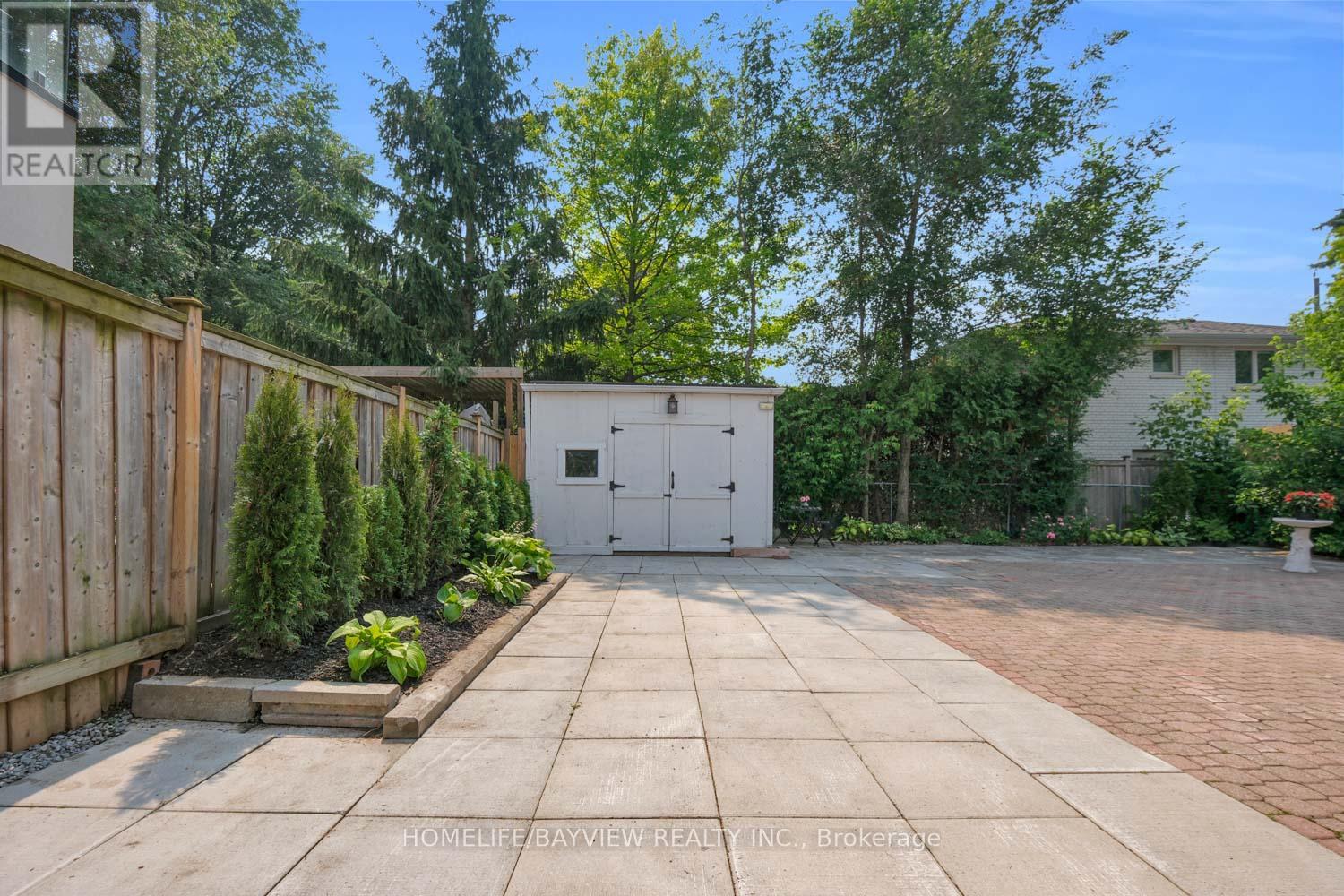 Photo 8 of 320 320 Senlac Road, Toronto ON