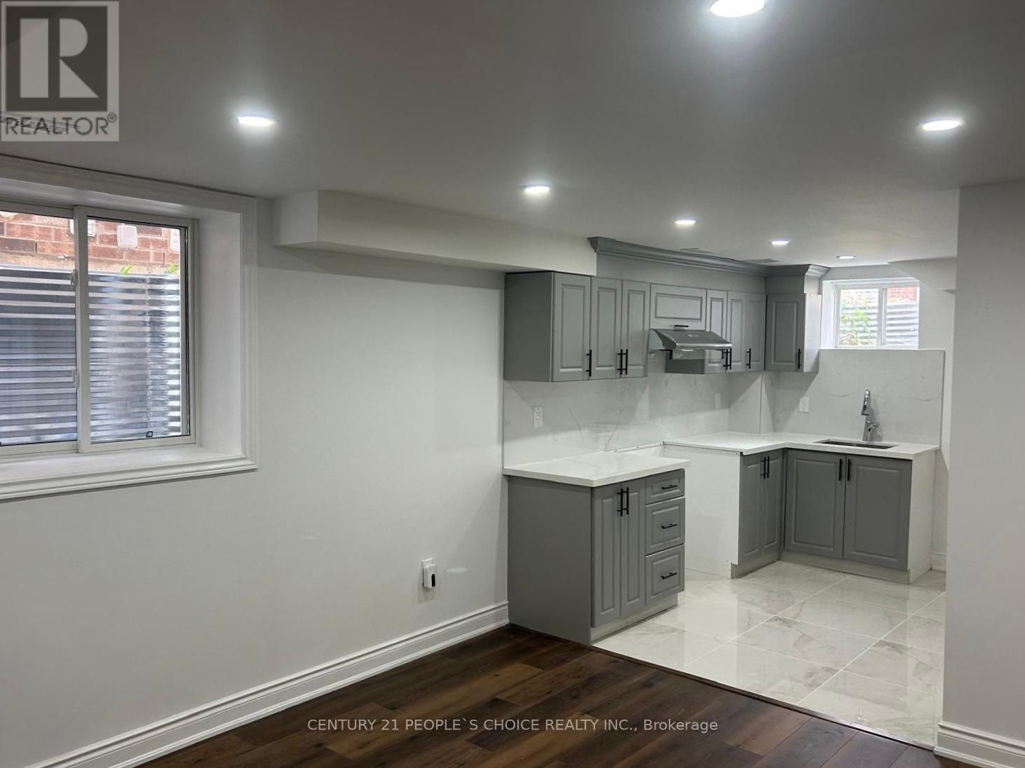 Photo 6 of Bsmt 66 Circus Crescent, Brampton ON