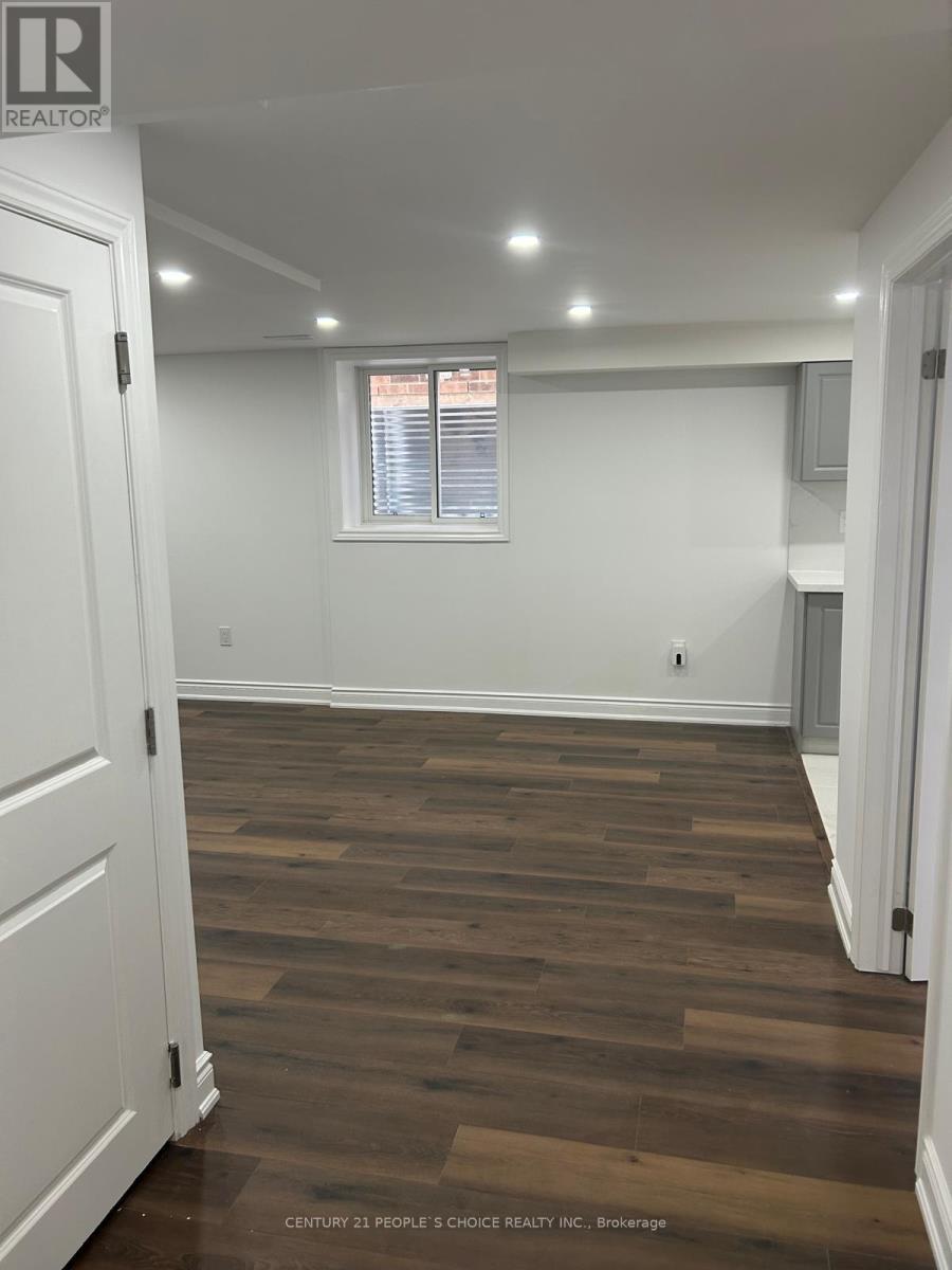 Photo 2 of Bsmt 66 Circus Crescent, Brampton ON
