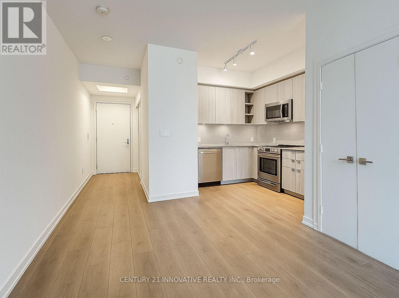 Photo 6 of 903 30 Ordnance Street, Toronto ON