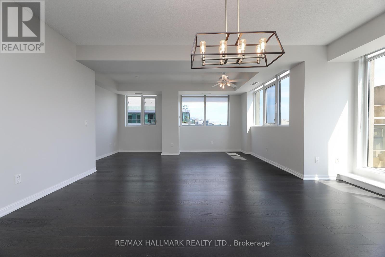Photo 14 of 1014 21 Grand Magazine Street, Toronto ON