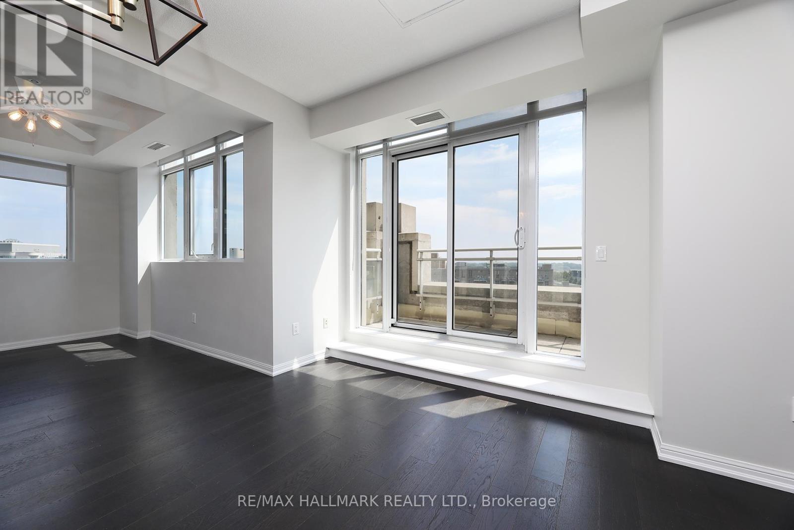 Photo 15 of 1014 21 Grand Magazine Street, Toronto ON
