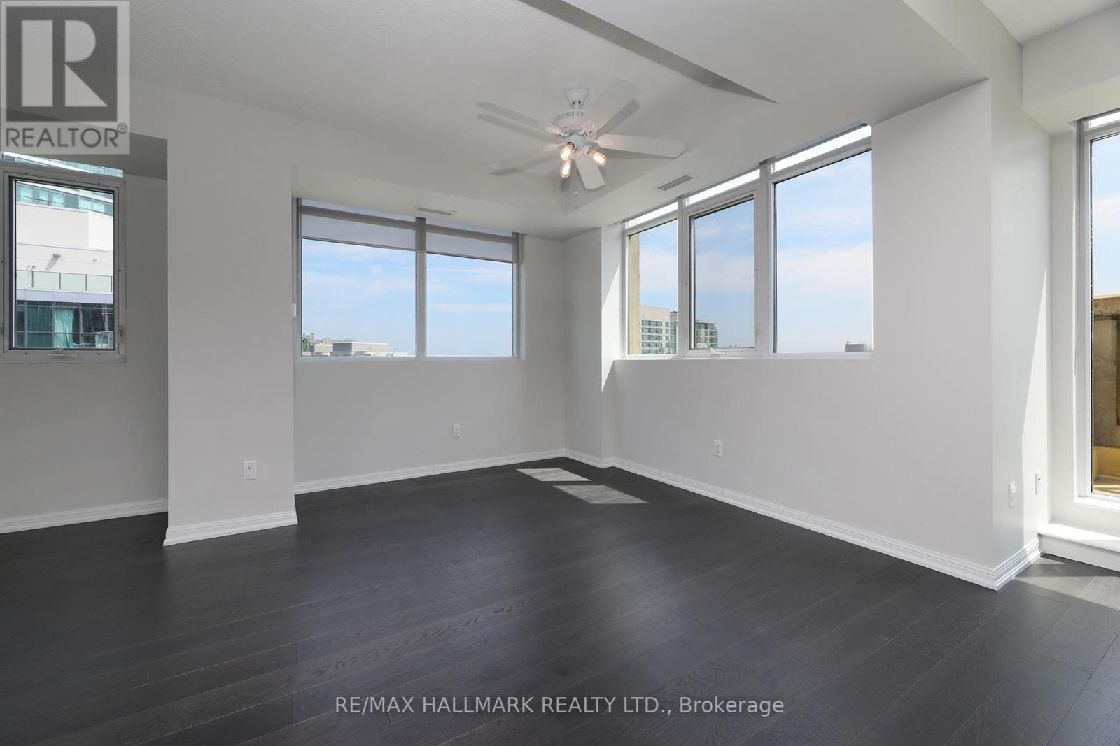 Photo 18 of 1014 21 Grand Magazine Street, Toronto ON