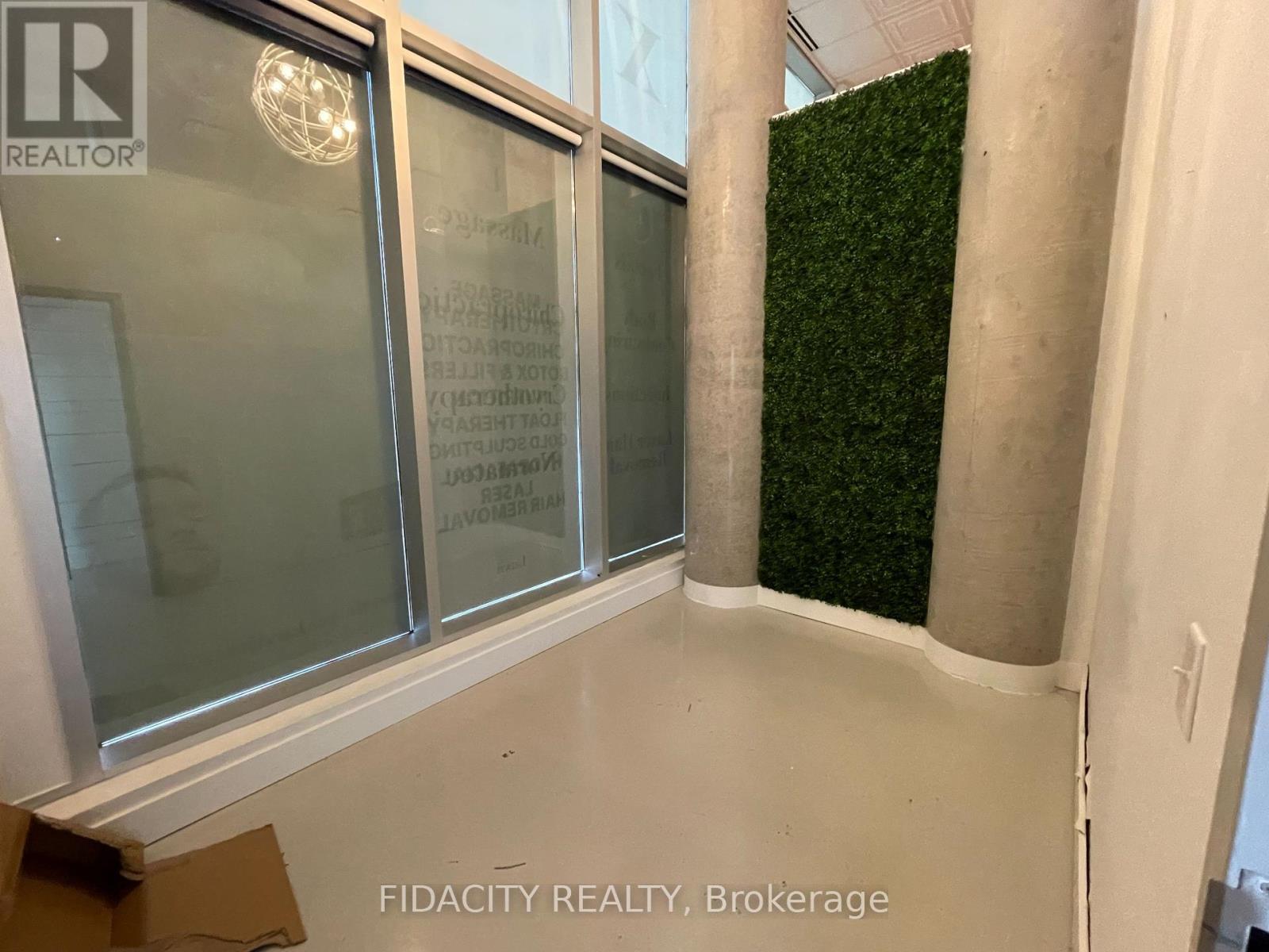 Photo 9 of 108 Richmond Road, Ottawa ON