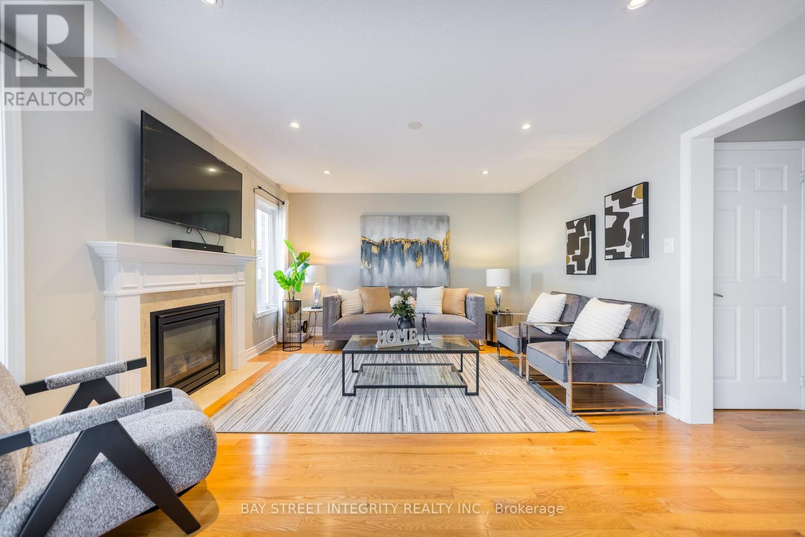 Photo 38 of 82 Oswell Drive, Ajax ON