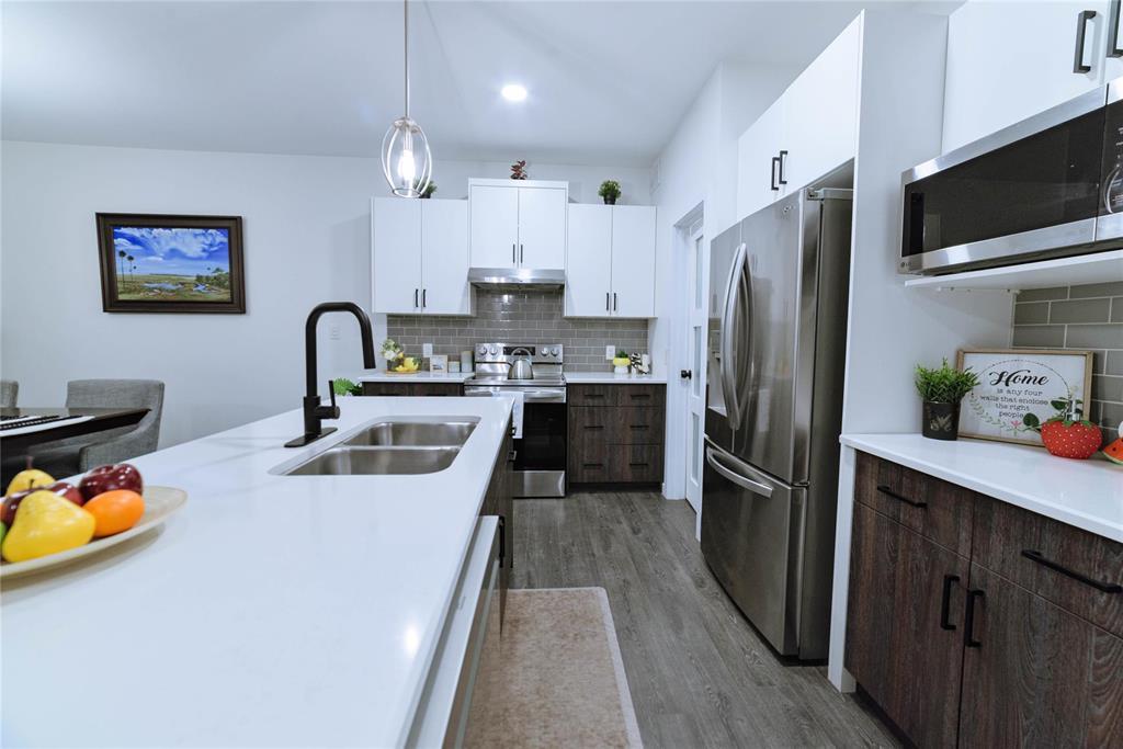 Photo 12 of 179 Desrosiers Drive, Winnipeg MB
