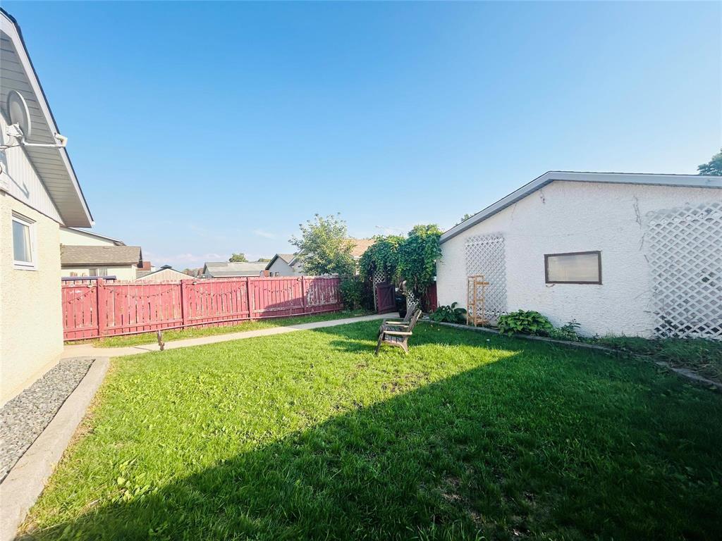 Photo 21 of 1584 Leila Avenue, Winnipeg MB