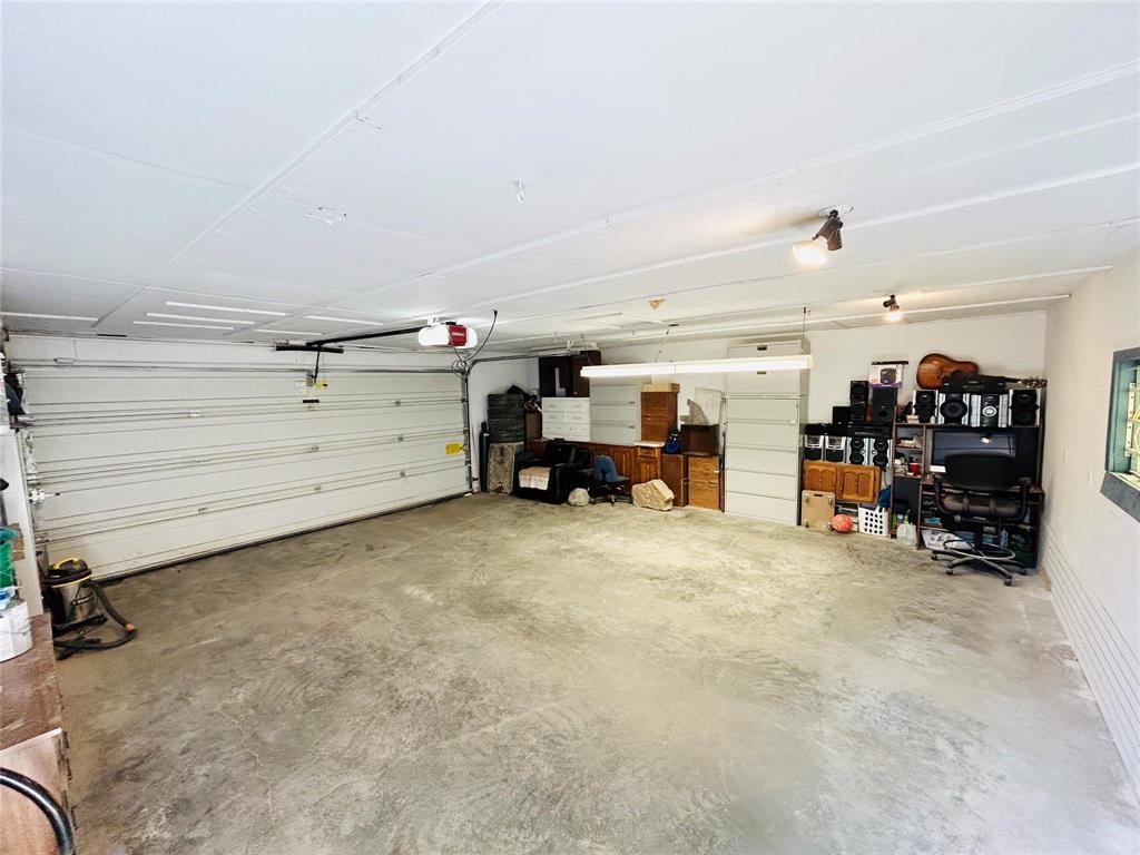 Photo 4 of 1584 Leila Avenue, Winnipeg MB