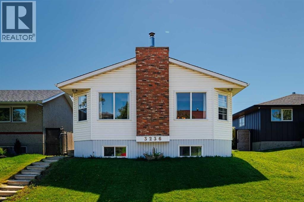 3236 Doverville Crescent SE, Calgary, Alberta