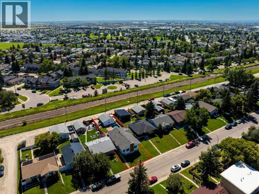 Single Family House Bungalow for Sale in  Doverville Crescent SE Dover Calgary 