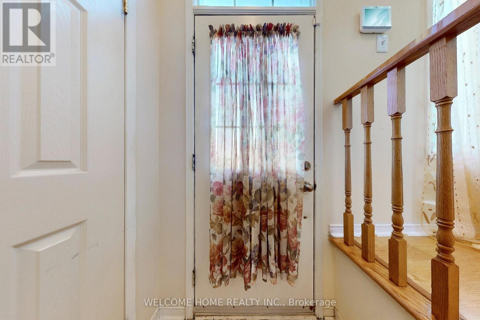 Photo 15 of 107 Torbarrie Road, Toronto ON
