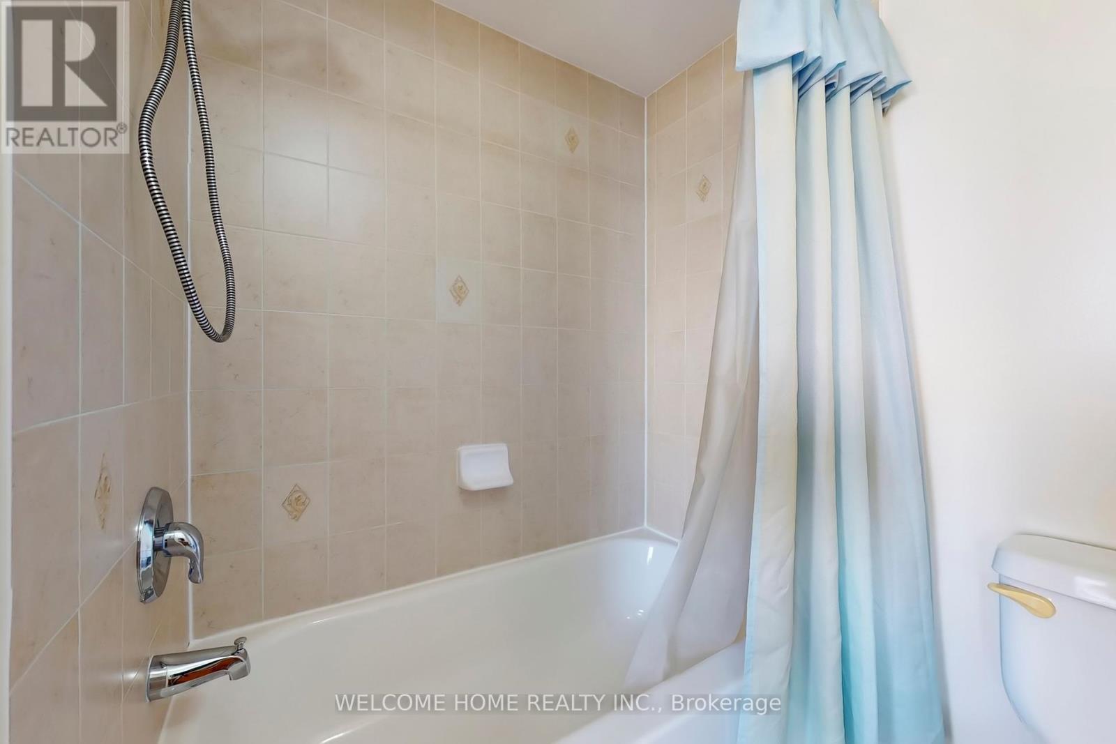 Photo 22 of 107 Torbarrie Road, Toronto ON