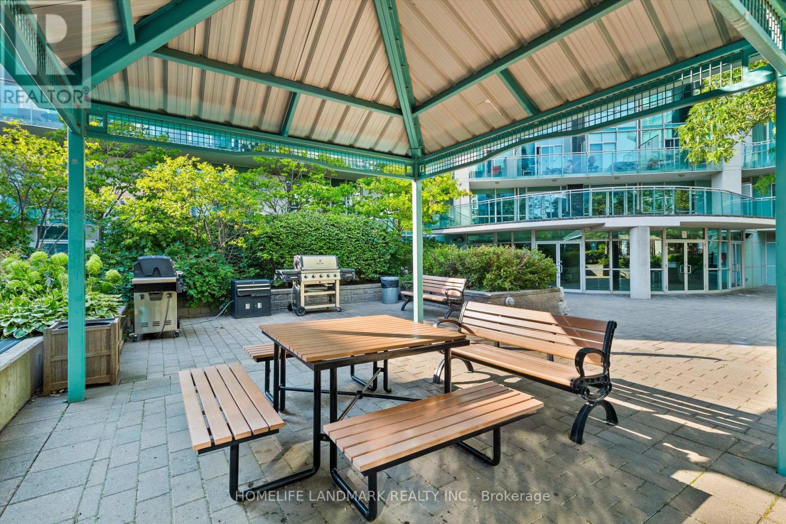Photo 8 of 3110 3939 Duke Of York Boulevard, Mississauga ON
