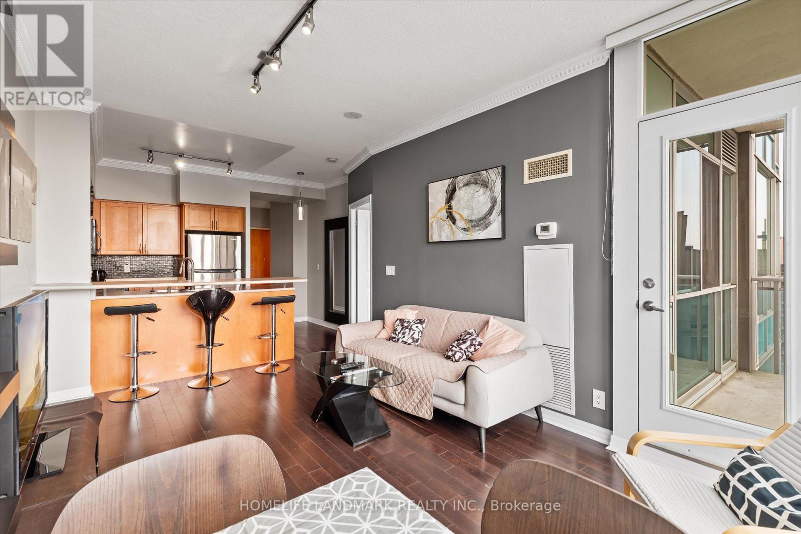 Photo 18 of 3110 3939 Duke Of York Boulevard, Mississauga ON