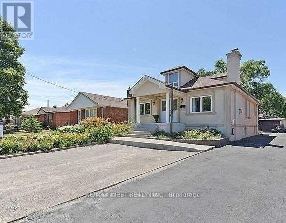 Photo 6 of Bsmt 62 Culnan Avenue W, Toronto ON
