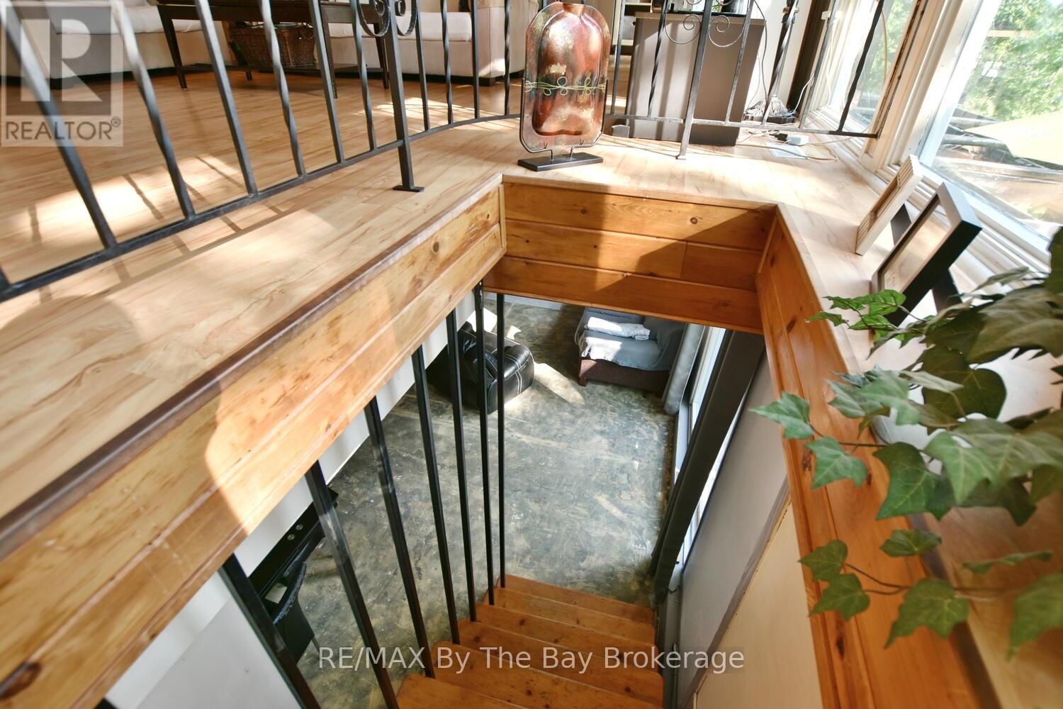Photo 19 of 103 Sunnidale Road S, Wasaga Beach ON