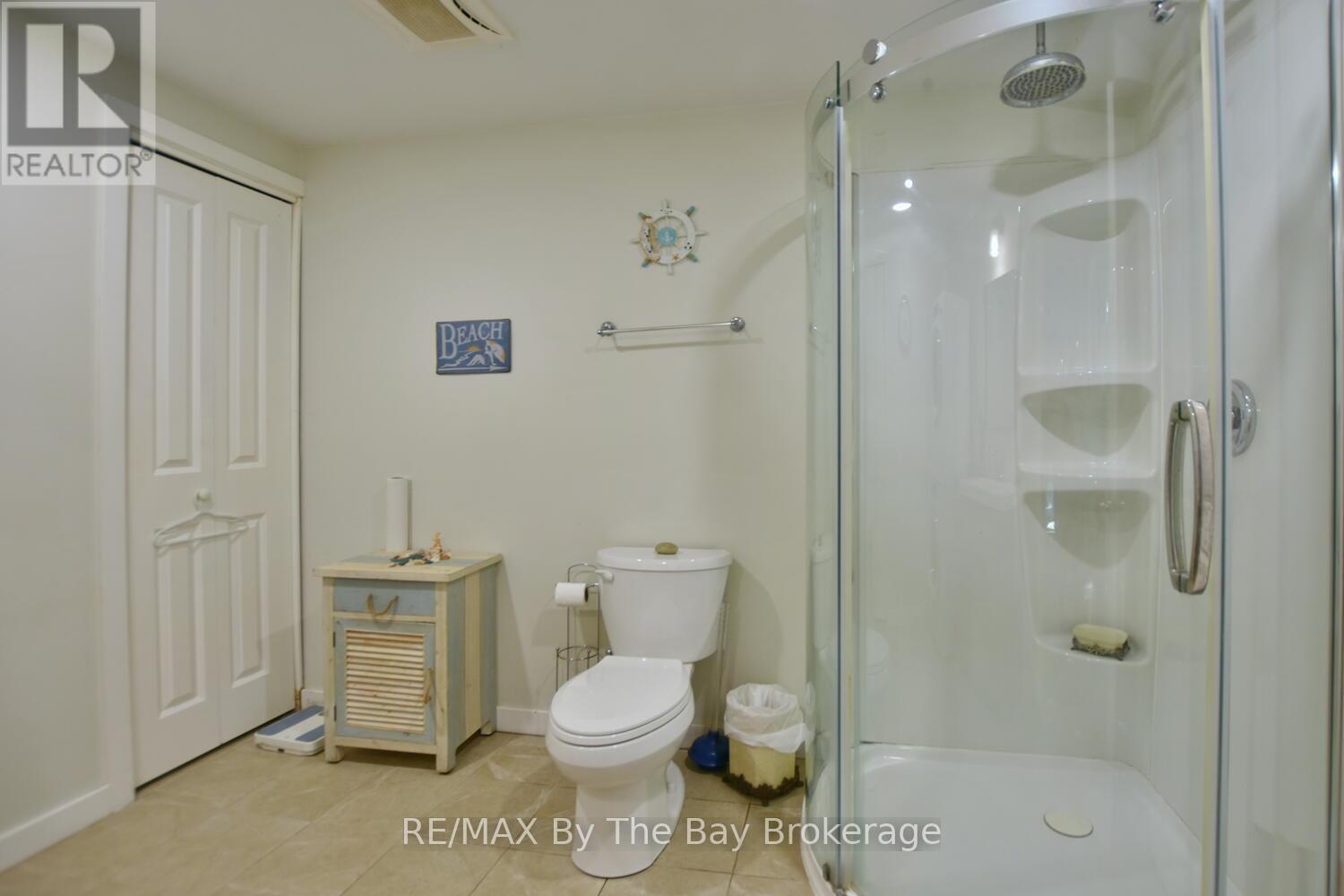 Photo 23 of 103 Sunnidale Road S, Wasaga Beach ON