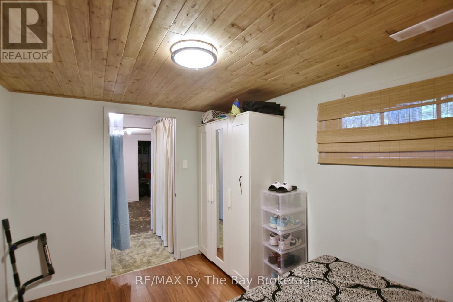 Photo 26 of 103 Sunnidale Road S, Wasaga Beach ON