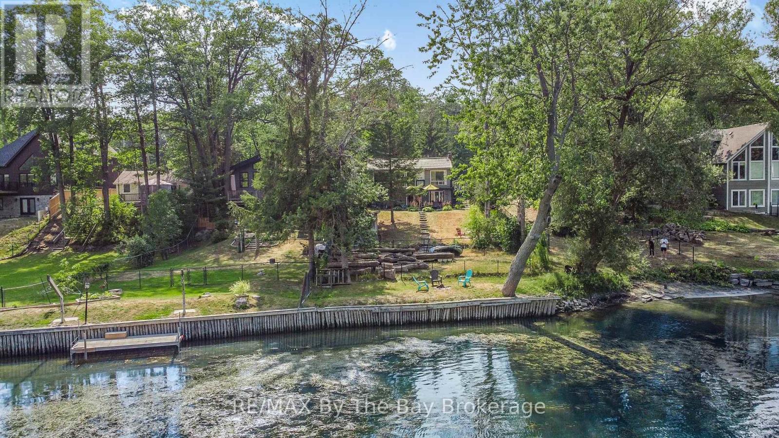 Photo 32 of 103 Sunnidale Road S, Wasaga Beach ON