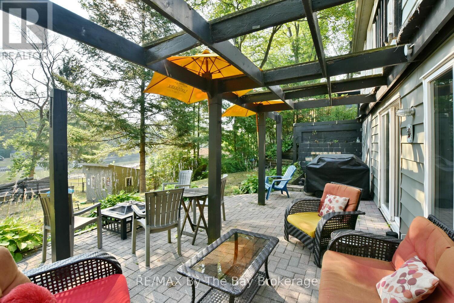 Photo 6 of 103 Sunnidale Road S, Wasaga Beach ON