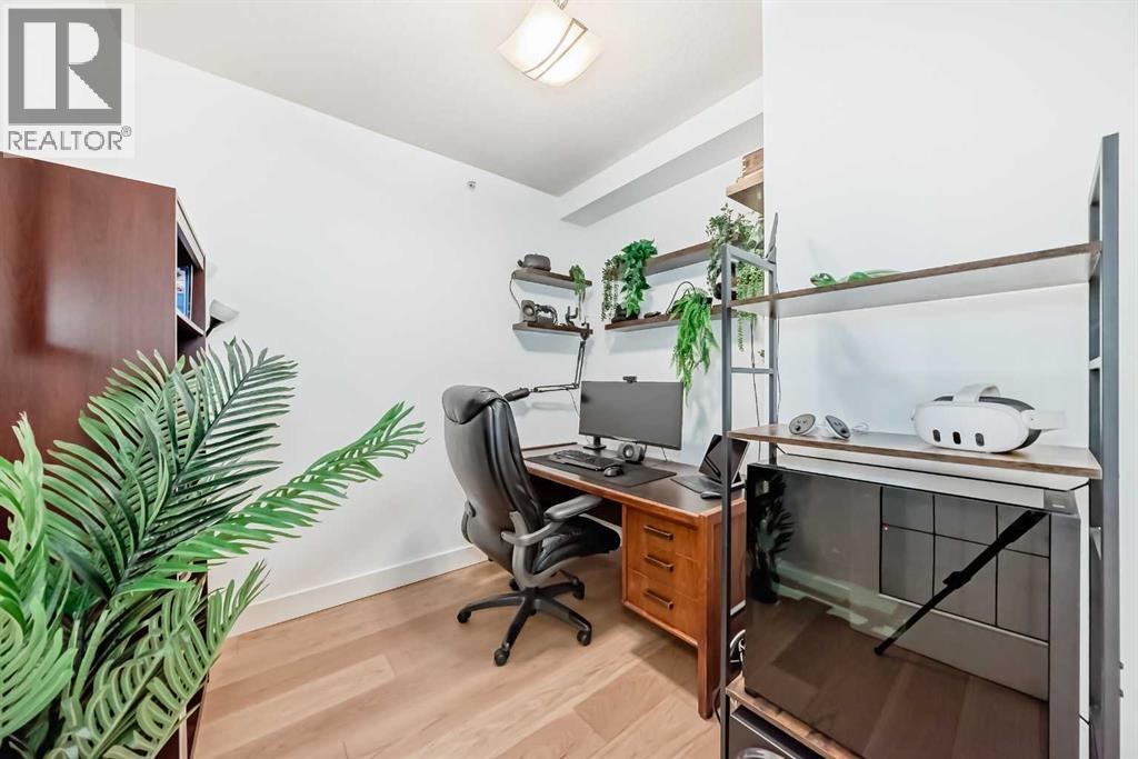 Single Family House Multi-level for Sale in    Avenue SW Beltline Calgary 