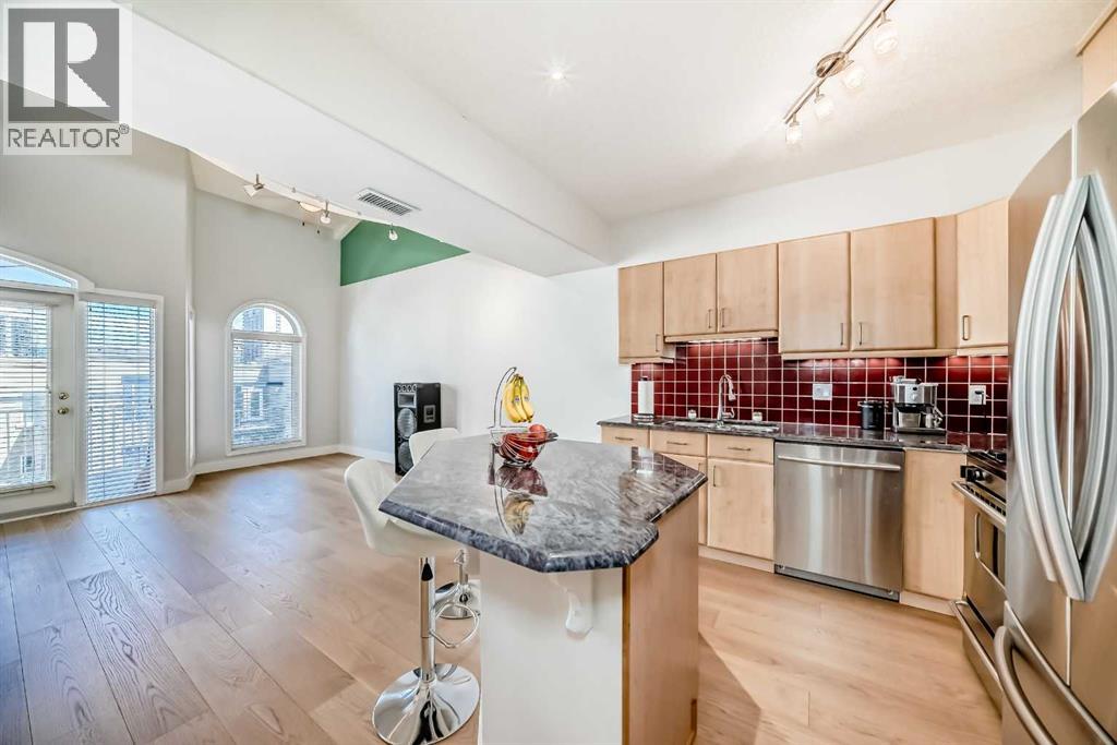 Single Family House Multi-level for Sale in    Avenue SW Beltline Calgary 
