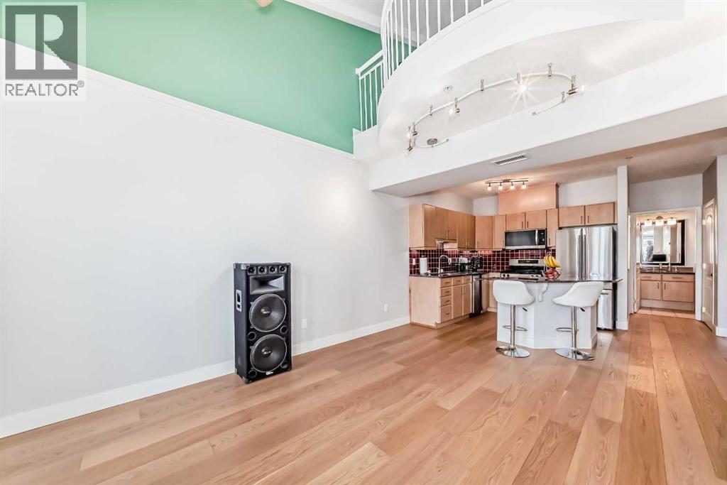 Single Family House Multi-level for Sale in    Avenue SW Beltline Calgary 