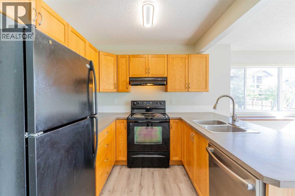 Single Family House for Sale in  Panatella Villas NW Panorama Hills Calgary 