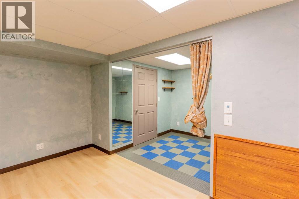 Single Family House for Sale in  Panatella Villas NW Panorama Hills Calgary 