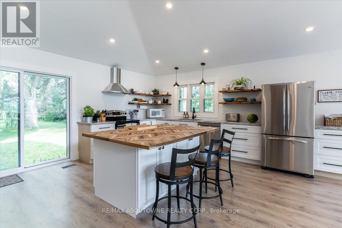 Photo 16 of 674217 Hurontario Street, Mono ON