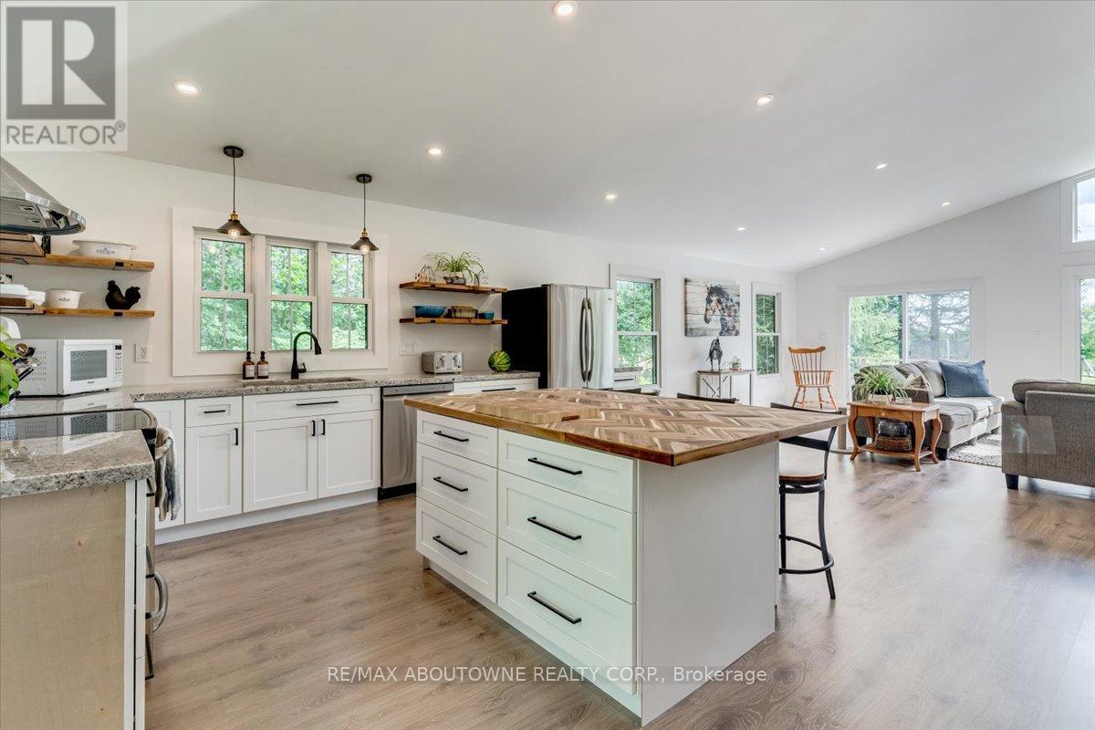 Photo 27 of 674217 Hurontario Street, Mono ON