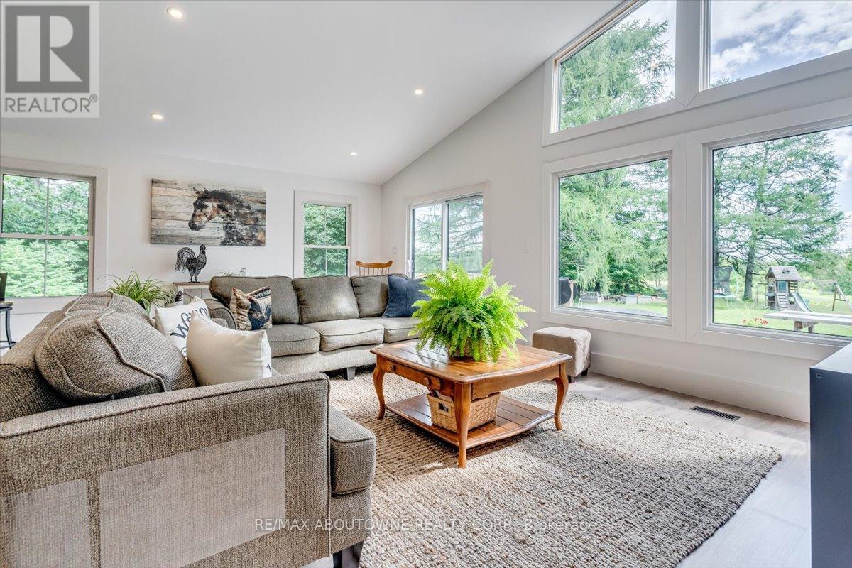 Photo 17 of 674217 Hurontario Street, Mono ON