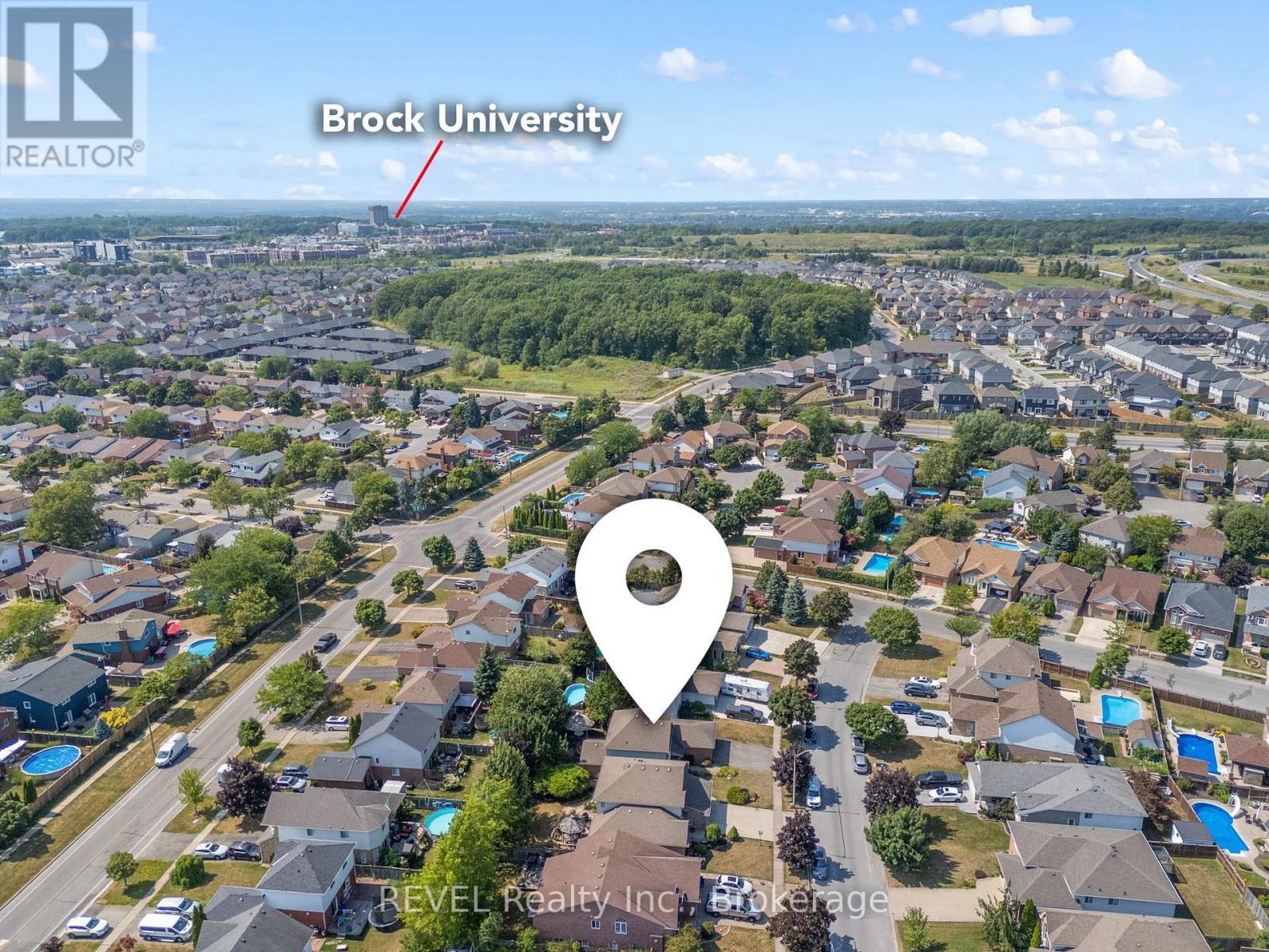 Photo 44 of 19 Crysler Crescent, Thorold ON