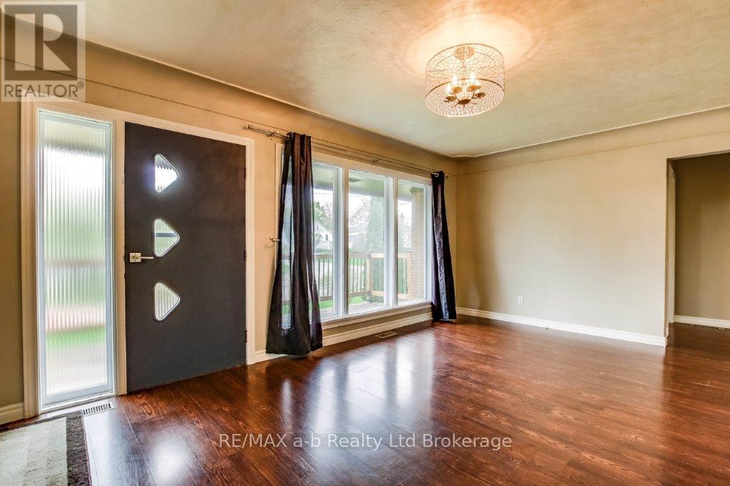 Photo 19 of 9 Duncan Street, Tillsonburg ON