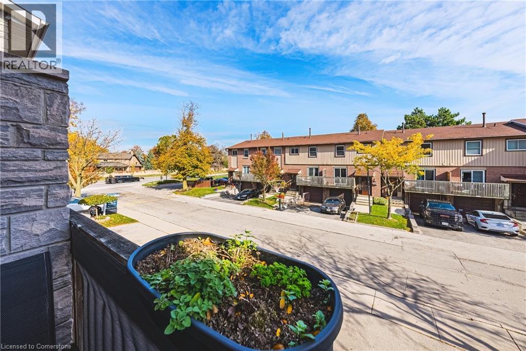 Photo 16 of 1155 Paramount Drive Unit 26, Stoney Creek ON
