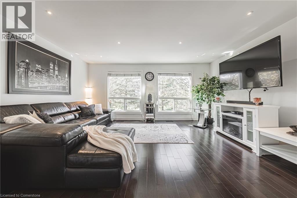 Photo 17 of 1155 Paramount Drive Unit 26, Stoney Creek ON