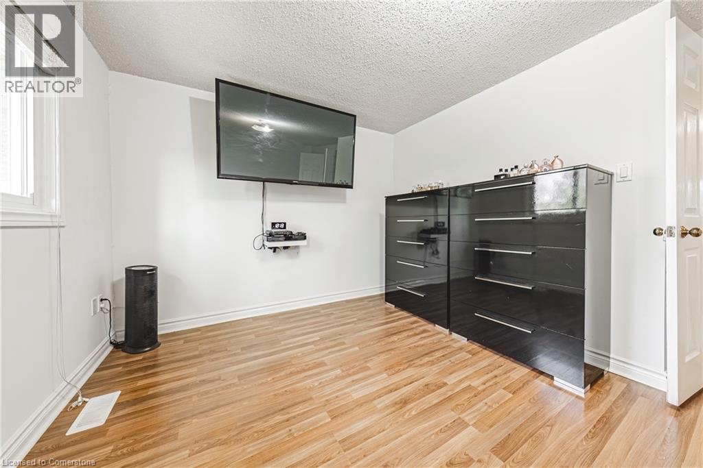 Photo 24 of 1155 Paramount Drive Unit 26, Stoney Creek ON