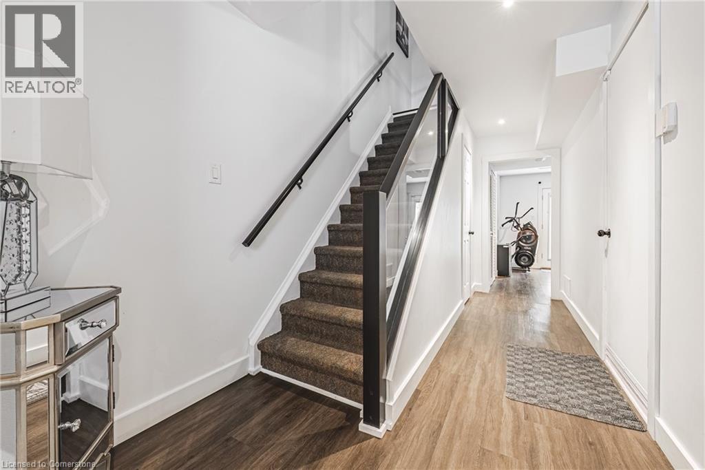 Photo 6 of 1155 Paramount Drive Unit 26, Stoney Creek ON