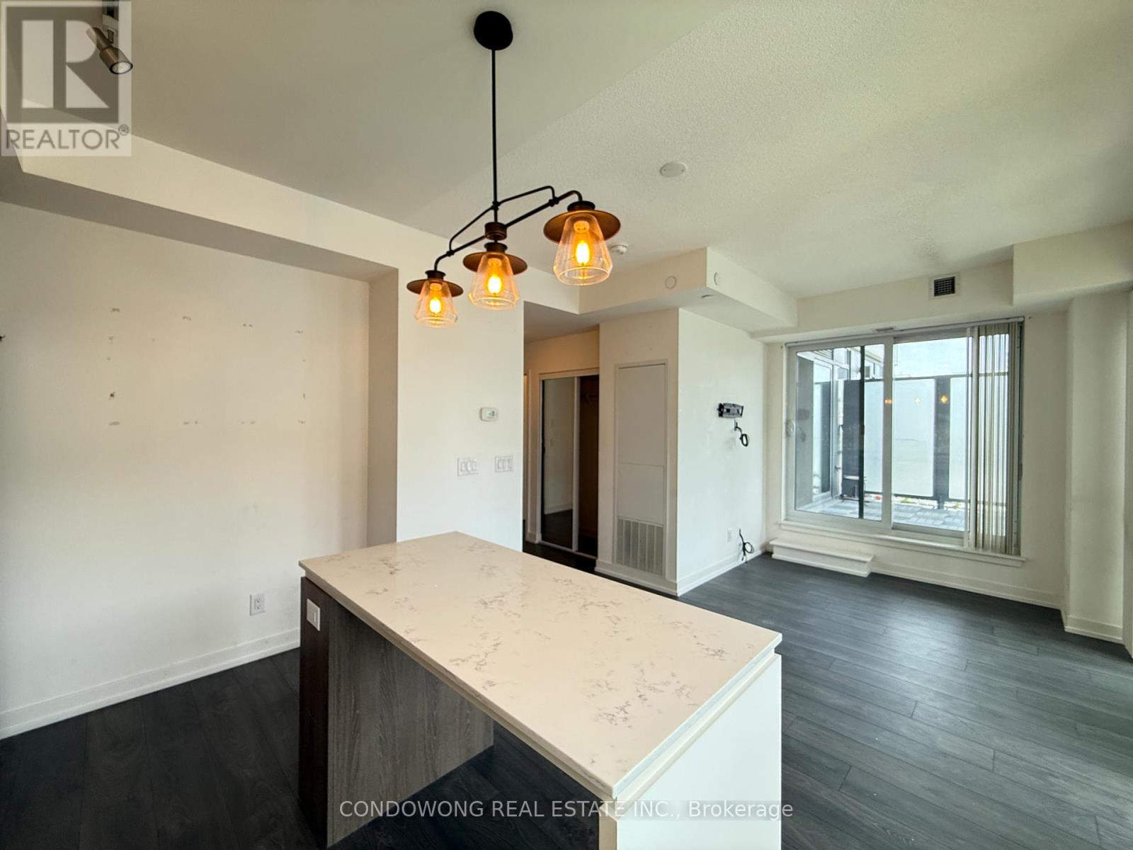 Photo 9 of 809 200 Sackville Street, Toronto ON
