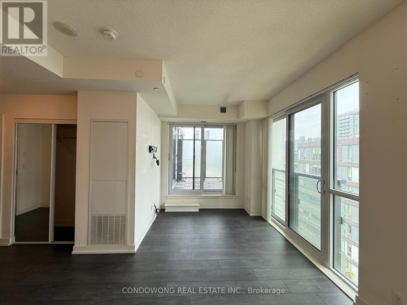 Photo 11 of 809 200 Sackville Street, Toronto ON