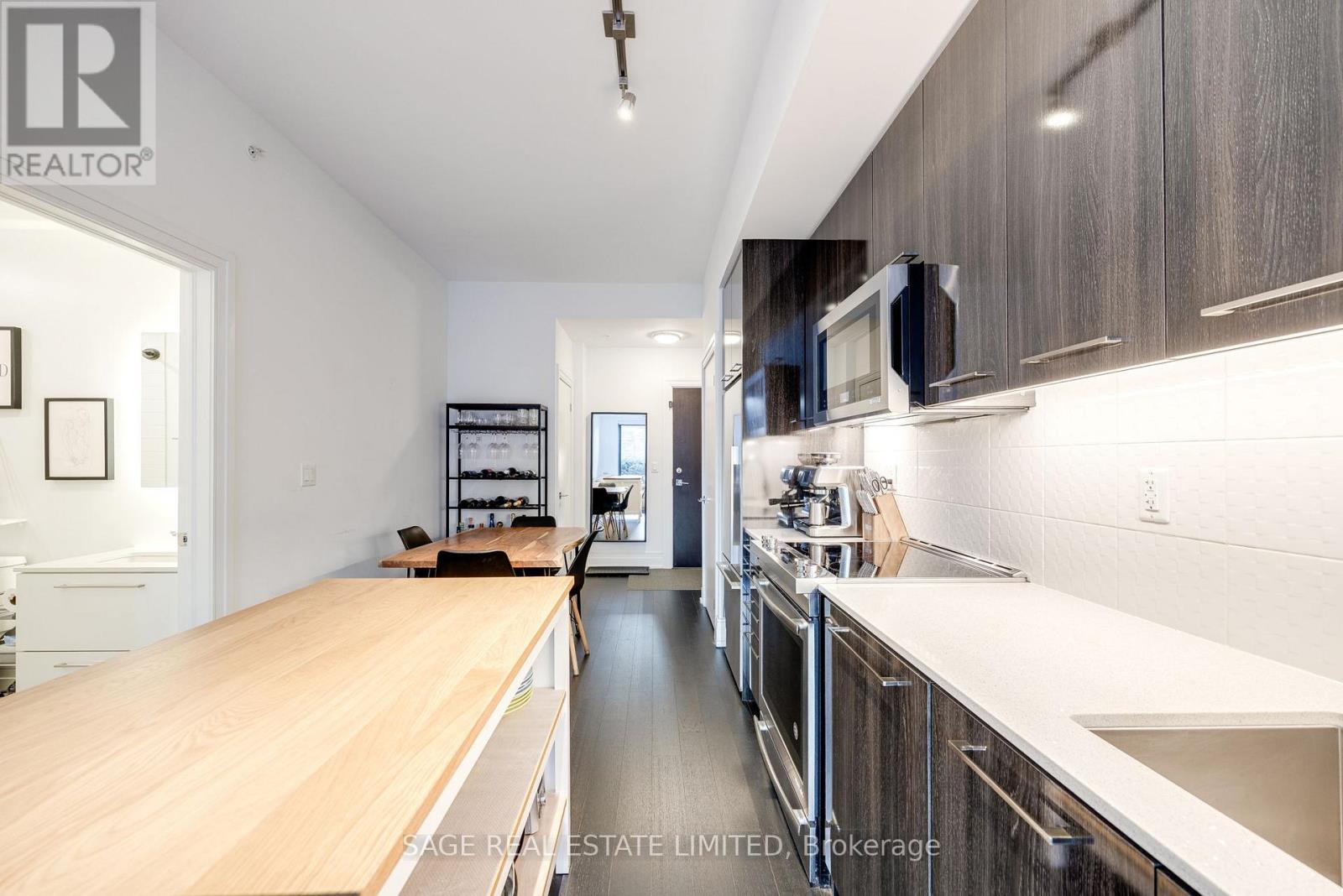 Photo 24 of 101 90 Niagara Street, Toronto ON